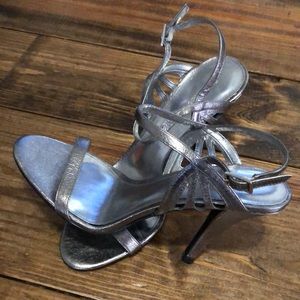 🔥CalvinKlein Platinum Dressy Heels